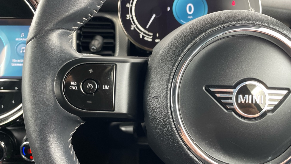 MINI Hatchback 1.5 Cooper Exclusive Premium 3dr Auto Petrol Hatchback - Image 17