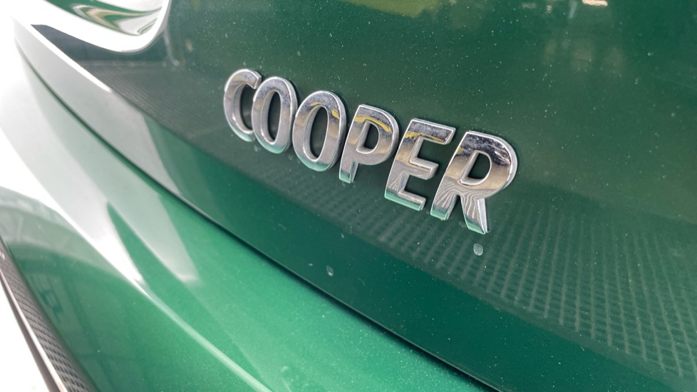 MINI Hatchback 1.5 Cooper Exclusive Premium 3dr Auto Petrol Hatchback - Image 43