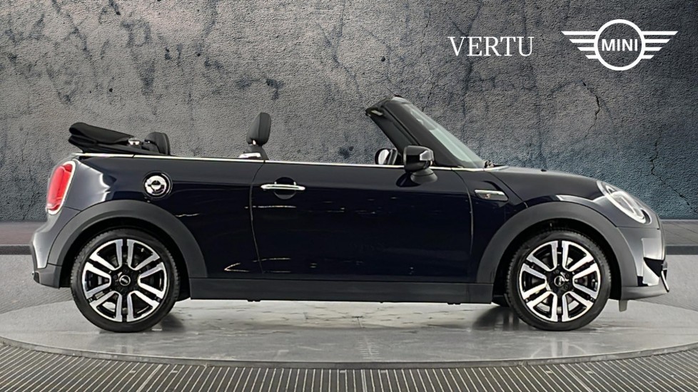 MINI Convertible 2.0 Cooper S Exclusive Premium 2dr Petrol Convertible - Image 3