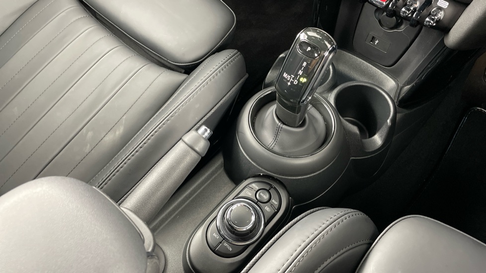 MINI Convertible 2.0 Cooper S Exclusive Premium 2dr Petrol Convertible - Image 10