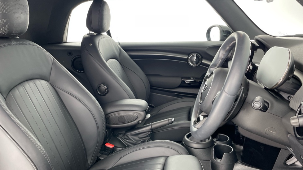 MINI Convertible 2.0 Cooper S Exclusive Premium 2dr Petrol Convertible - Image 11
