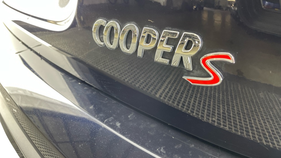 MINI Convertible 2.0 Cooper S Exclusive Premium 2dr Petrol Convertible - Image 43