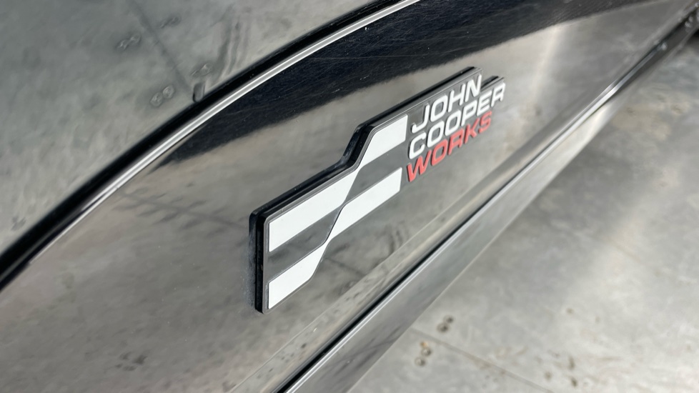 MINI Aceman 160kW SE Sport 54kWh 5dr Auto Electric Hatchback - Image 27