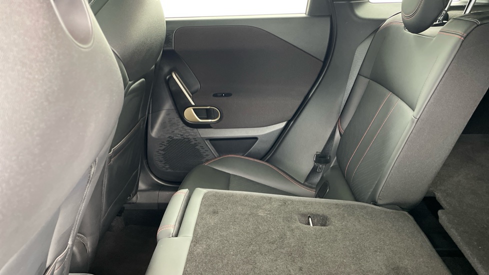 MINI Aceman 160kW SE Sport 54kWh 5dr Auto Electric Hatchback - Image 41