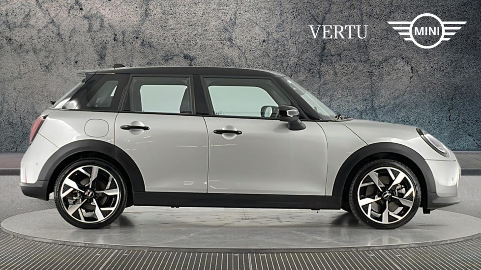 MINI Cooper 2.0 S Exclusive 5dr Auto Petrol Hatchback - Image 3
