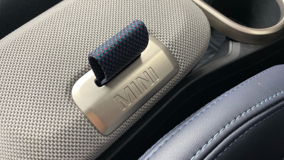 MINI Cooper 2.0 S Exclusive 5dr Auto Petrol Hatchback - Image 19