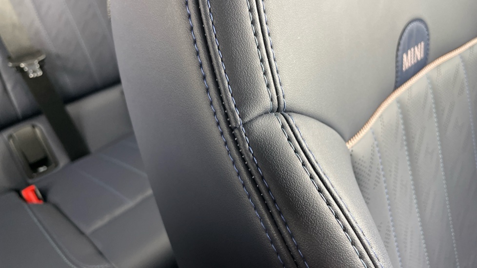 MINI Cooper 2.0 S Exclusive 5dr Auto Petrol Hatchback - Image 79