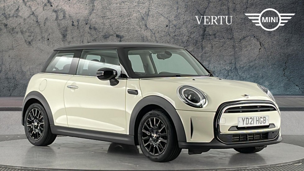 MINI Hatchback 1.5 Cooper Classic 3dr Auto [Comfort/Nav Pack] Petrol Hatchback - Image 1