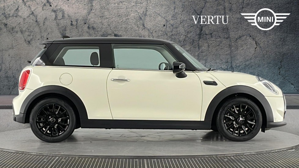 MINI Hatchback 1.5 Cooper Classic 3dr Auto [Comfort/Nav Pack] Petrol Hatchback - Image 3