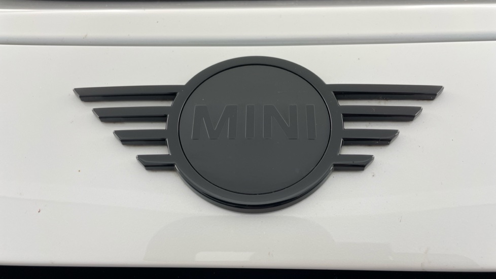 MINI Hatchback 2.0 Cooper S Sport 5dr Auto Petrol Hatchback - Image 24