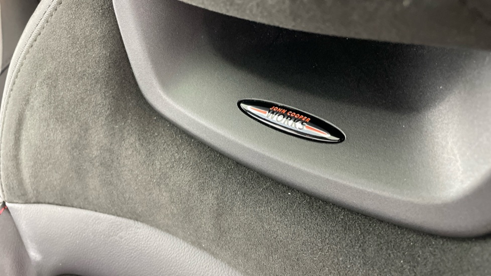 MINI Hatchback 2.0 Cooper S Sport 5dr Auto Petrol Hatchback - Image 30