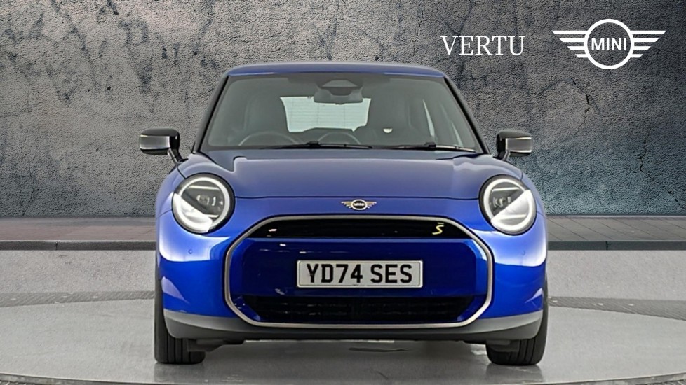MINI Cooper 160kW SE Exclusive 54kWh 3dr Auto Electric Hatchback - Image 16