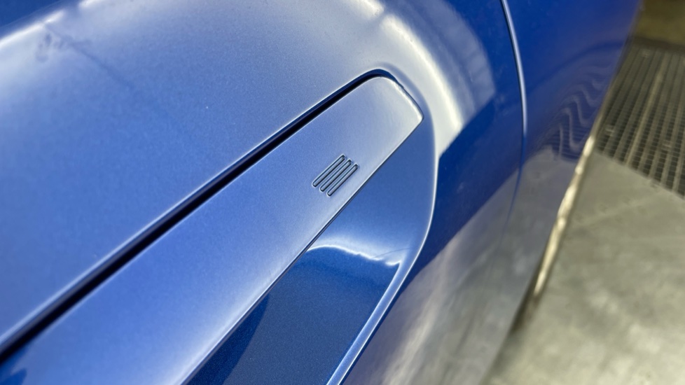 MINI Cooper 160kW SE Exclusive 54kWh 3dr Auto Electric Hatchback - Image 26