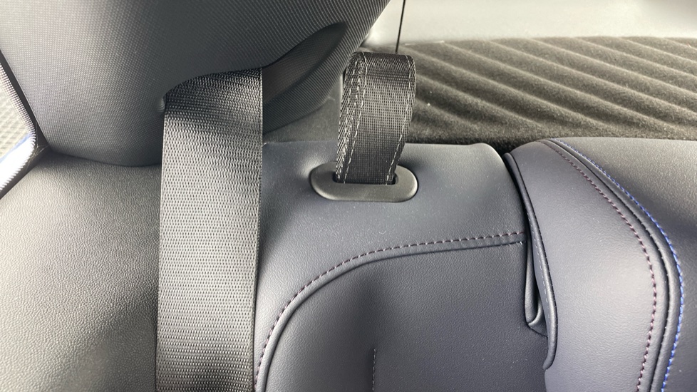 MINI Cooper 160kW SE Exclusive 54kWh 3dr Auto Electric Hatchback - Image 47