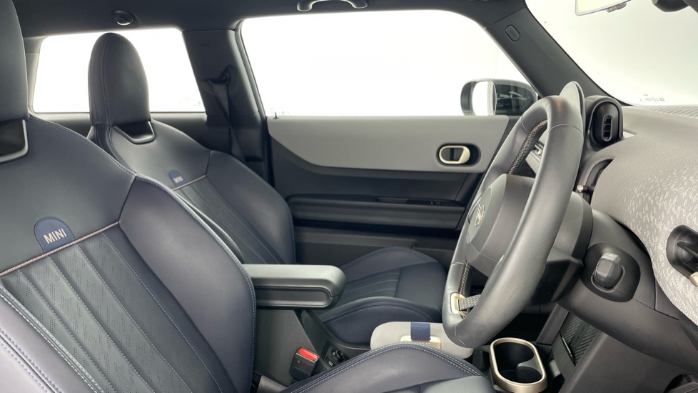 MINI Cooper 1.5 C Exclusive [Level 1] 3dr Auto Petrol Hatchback - Image 11