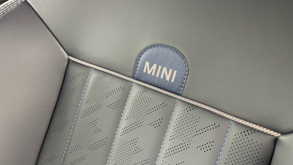 MINI Cooper 1.5 C Exclusive [Level 1] 3dr Auto Petrol Hatchback - Image 28