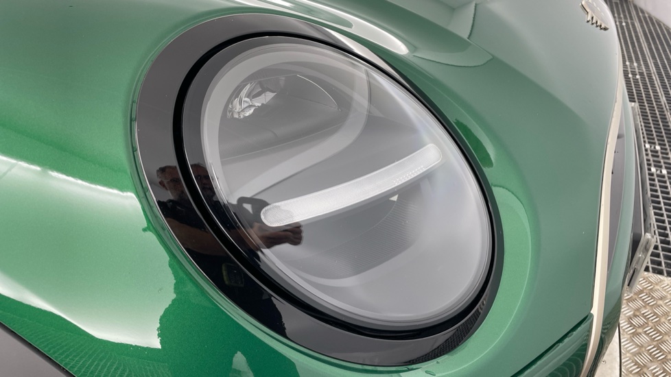 MINI Cooper 1.5 C Exclusive 5dr Auto Petrol Hatchback - Image 23