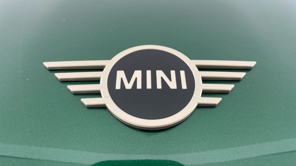 MINI Cooper 1.5 C Exclusive 5dr Auto Petrol Hatchback - Image 24