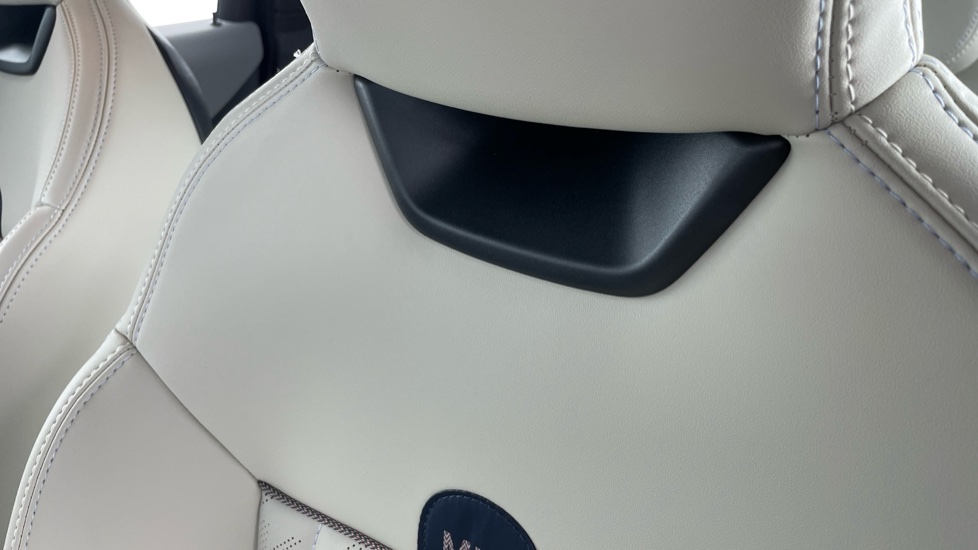 MINI Cooper 1.5 C Exclusive 5dr Auto Petrol Hatchback - Image 29