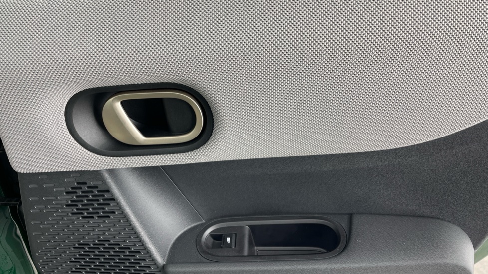 MINI Cooper 1.5 C Exclusive 5dr Auto Petrol Hatchback - Image 42