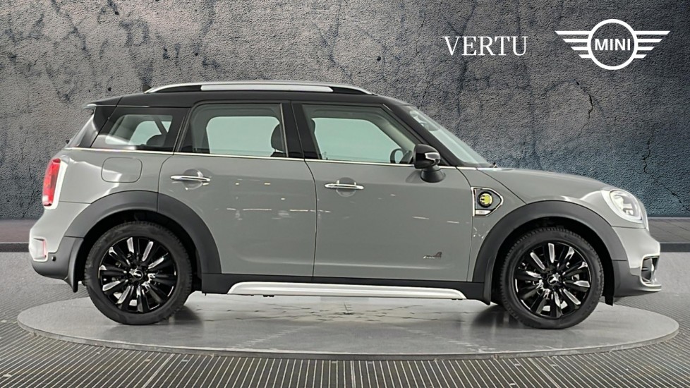 MINI Countryman 1.5 Cooper S E ALL4 PHEV 5dr Auto Hatchback - Image 3