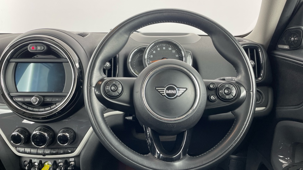 MINI Countryman 1.5 Cooper S E ALL4 PHEV 5dr Auto Hatchback - Image 5