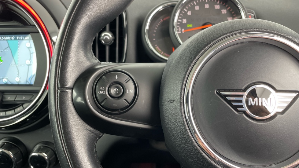 MINI Countryman 1.5 Cooper S E ALL4 PHEV 5dr Auto Hatchback - Image 17