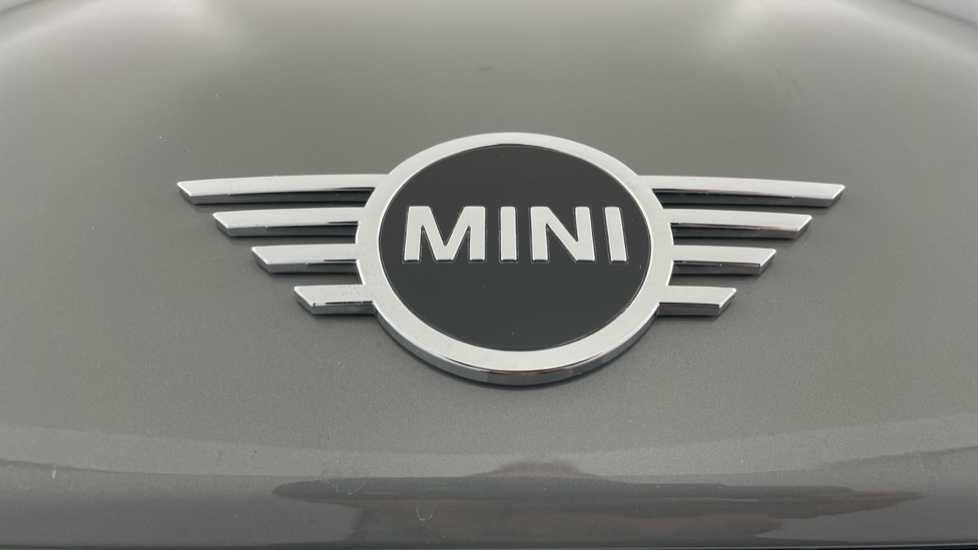 MINI Countryman 1.5 Cooper S E ALL4 PHEV 5dr Auto Hatchback - Image 24