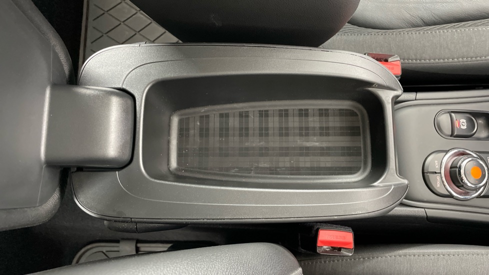 MINI Countryman 1.5 Cooper S E ALL4 PHEV 5dr Auto Hatchback - Image 57