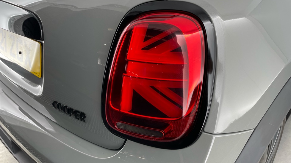 MINI Hatchback 1.5 Cooper Sport 3dr Auto Petrol Hatchback - Image 22