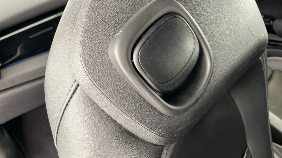 MINI Hatchback 1.5 Cooper Sport 3dr Auto Petrol Hatchback - Image 31