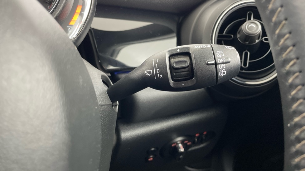 MINI Hatchback 1.5 Cooper Sport 3dr Auto Petrol Hatchback - Image 57