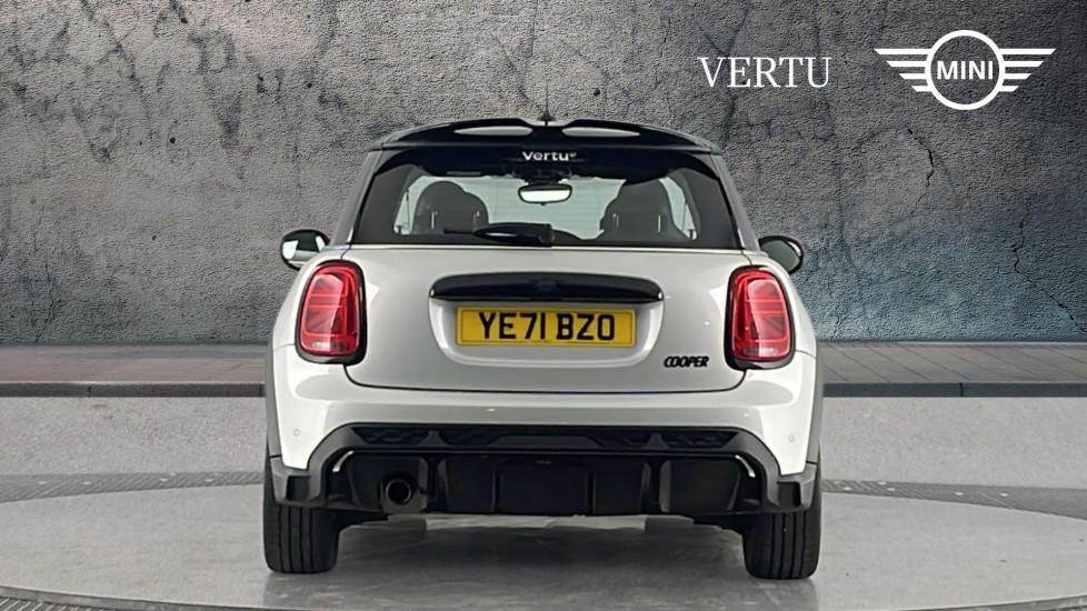 MINI Hatchback 1.5 Cooper Sport 3dr Petrol Hatchback - Image 15