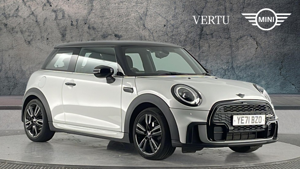 MINI Hatchback 1.5 Cooper Sport 3dr Petrol Hatchback - Image 1