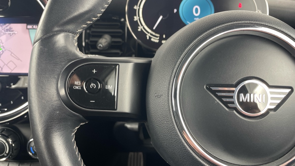 MINI Hatchback 1.5 Cooper Sport 3dr Petrol Hatchback - Image 17