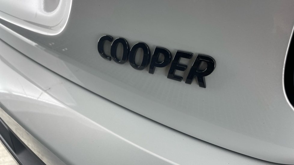 MINI Hatchback 1.5 Cooper Sport 3dr Petrol Hatchback - Image 42