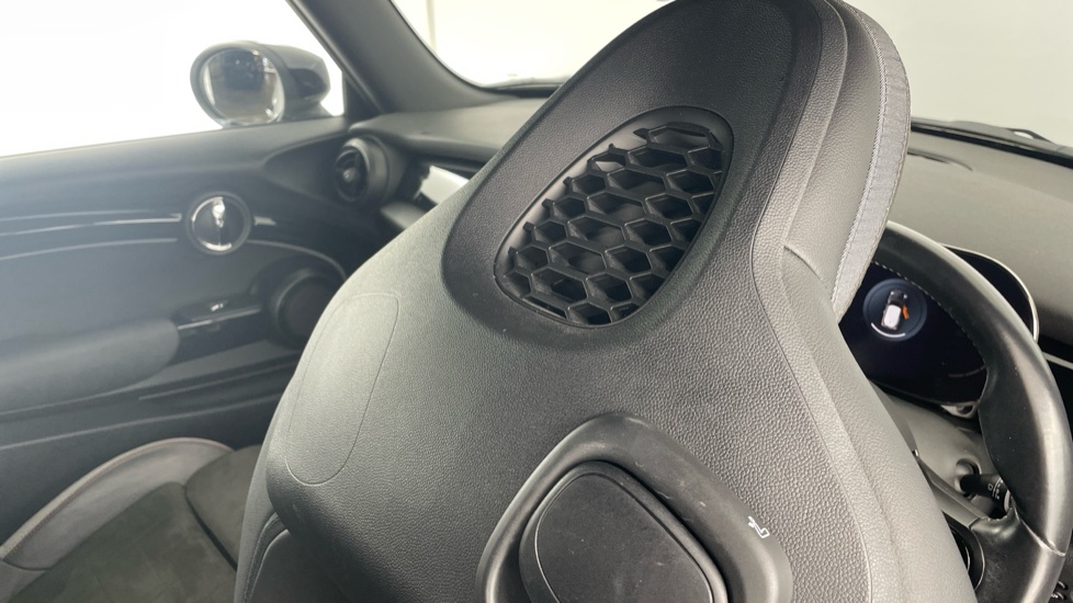 MINI Hatchback 1.5 Cooper Sport 3dr Petrol Hatchback - Image 46