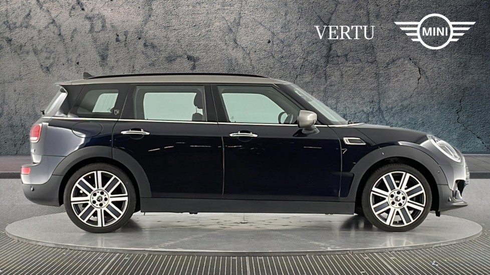 MINI Clubman 1.5 Cooper Exclusive 6dr Petrol Estate - Image 3