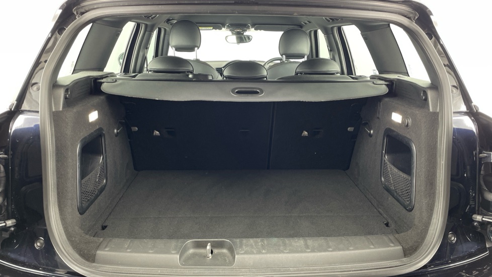 MINI Clubman 1.5 Cooper Exclusive 6dr Petrol Estate - Image 13
