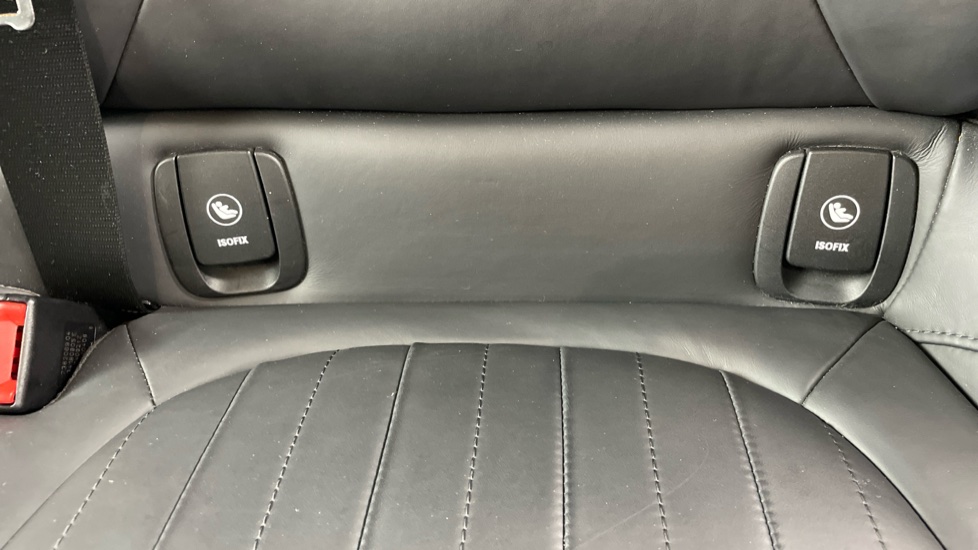 MINI Clubman 1.5 Cooper Exclusive 6dr Petrol Estate - Image 36