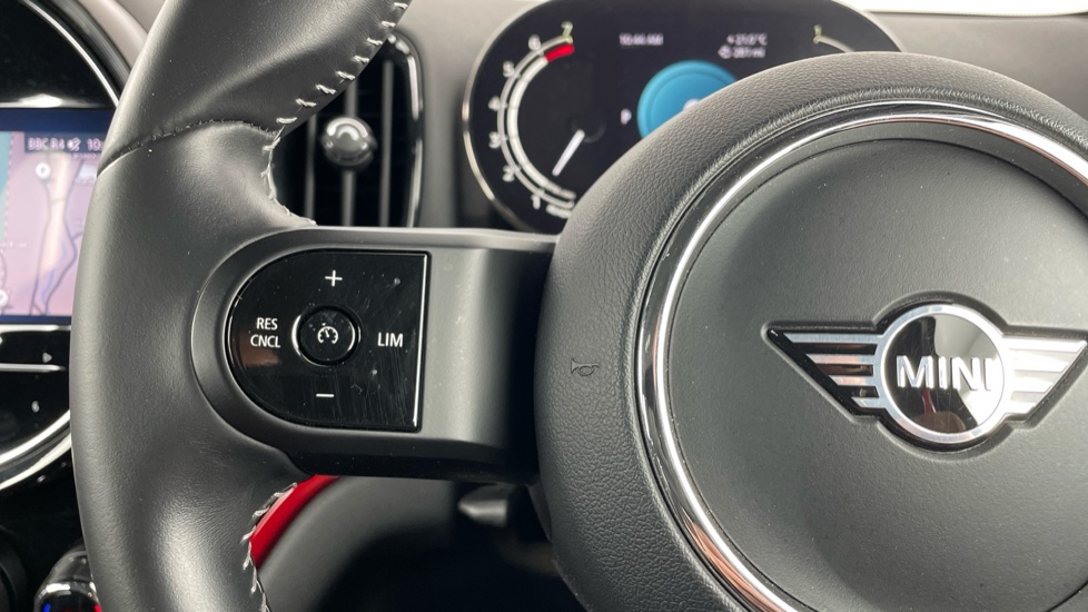 MINI Countryman 1.5 Cooper Sport 5dr Auto Petrol Hatchback - Image 17