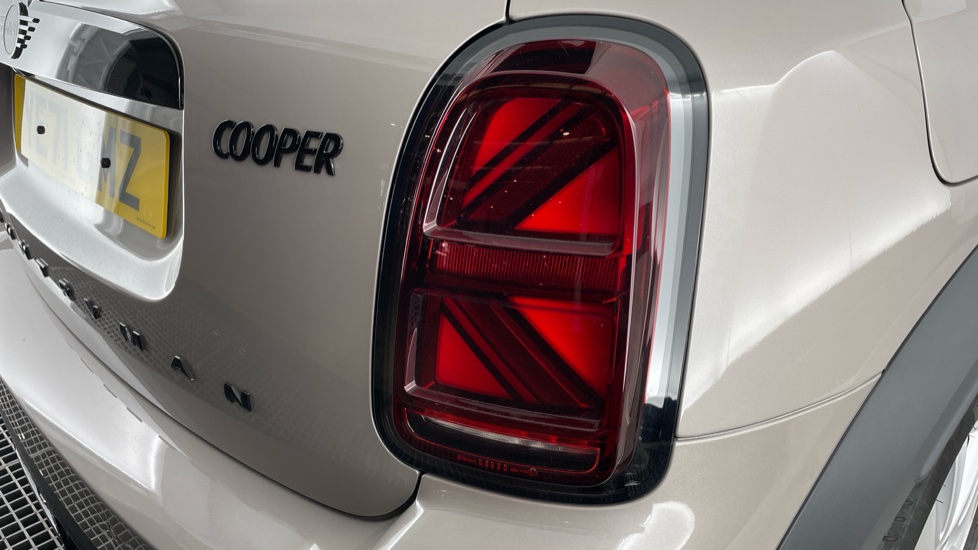 MINI Countryman 1.5 Cooper Sport 5dr Auto Petrol Hatchback - Image 22