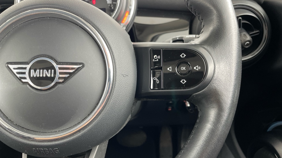 MINI Hatchback 1.5 Cooper Classic 3dr Auto Petrol Hatchback - Image 18