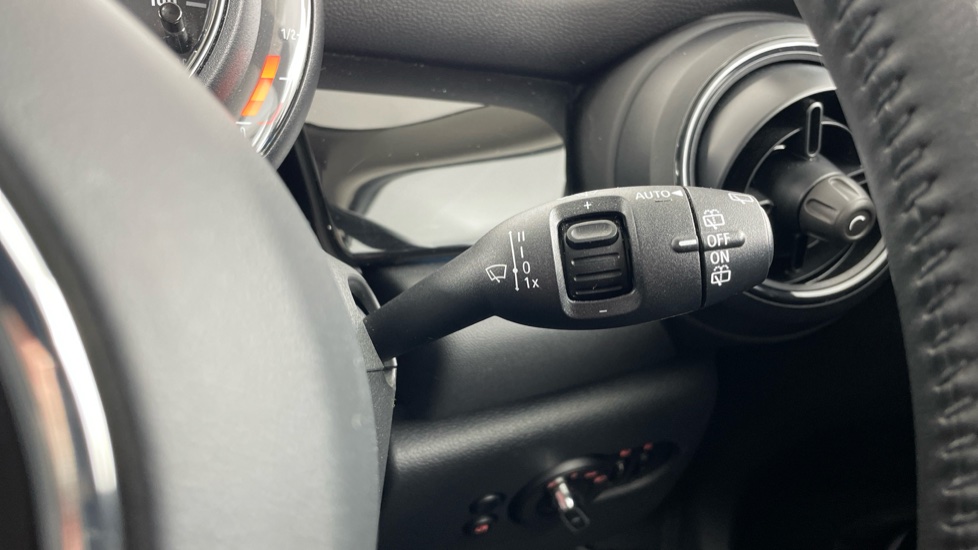 MINI Hatchback 1.5 Cooper Classic 3dr Auto Petrol Hatchback - Image 60