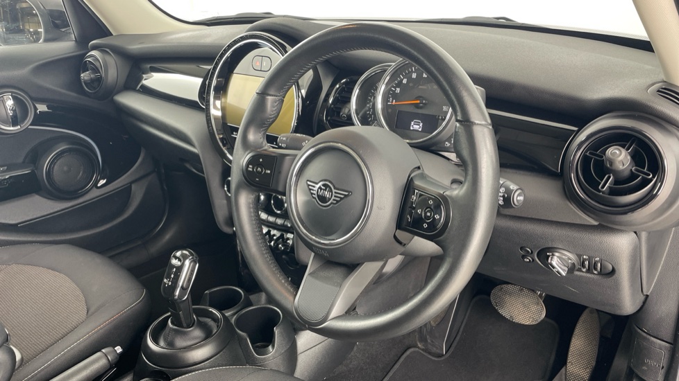 MINI Hatchback 1.5 Cooper Classic II 5dr Petrol Hatchback - Image 6
