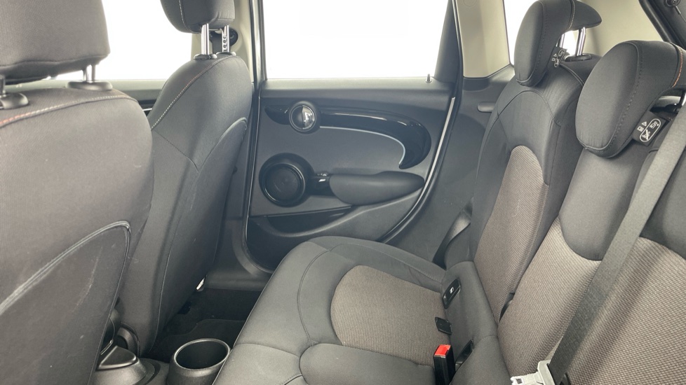 MINI Hatchback 1.5 Cooper Classic II 5dr Petrol Hatchback - Image 12