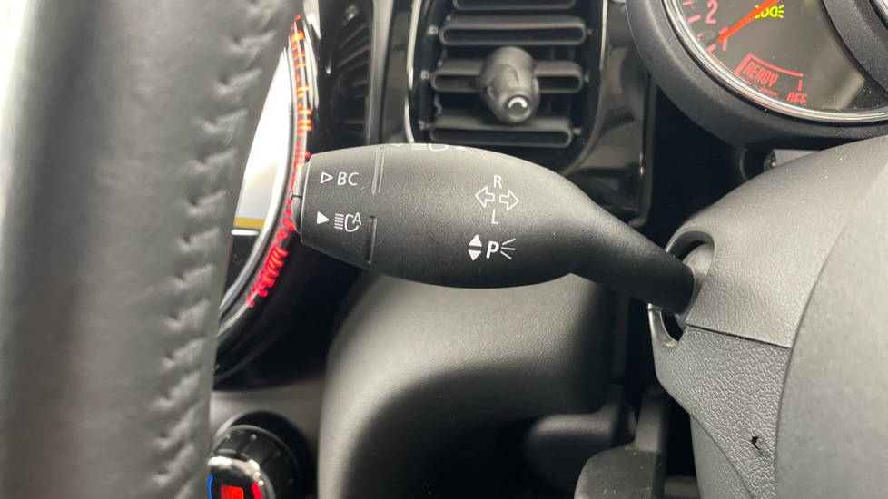 MINI Hatchback 1.5 Cooper Classic II 5dr Petrol Hatchback - Image 49