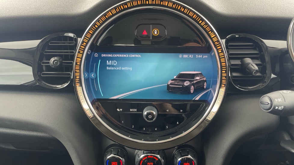 MINI Hatchback 1.5 Cooper Classic Premium 5dr Auto Petrol Hatchback - Image 61