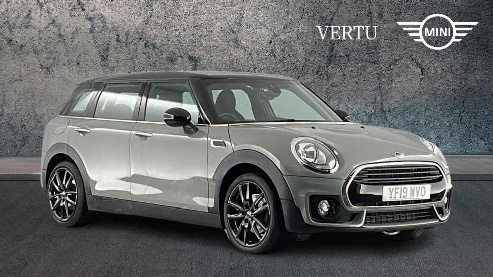 MINI Clubman 1.5 Cooper Sport 6dr Petrol Estate - Image 1