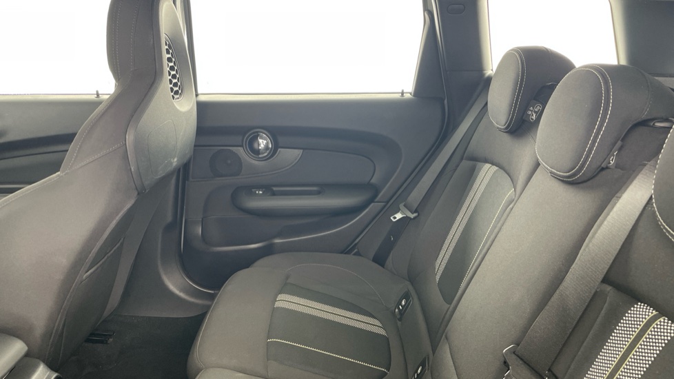 MINI Clubman 1.5 Cooper Sport 6dr Petrol Estate - Image 12